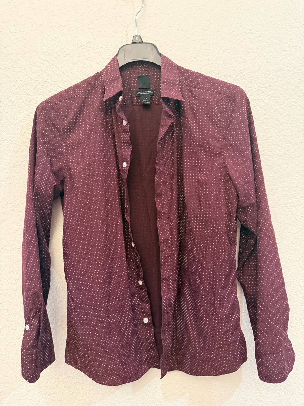 H&M Men's Burgundy Microdot Button-Down Shirt
